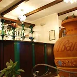 U' Bais Ξενοδοχείο