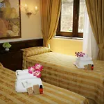 U' Bais Hotell Scilla