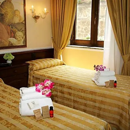 فندق U' Bais 4*