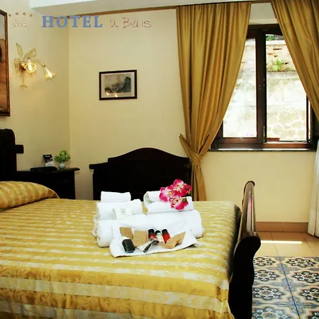 U' Bais Hotel